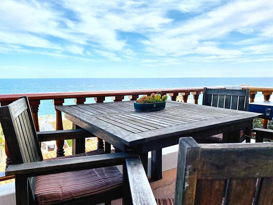 Sunrise Bliss Villa อาวาลอน ภายนอก รูปภาพ
